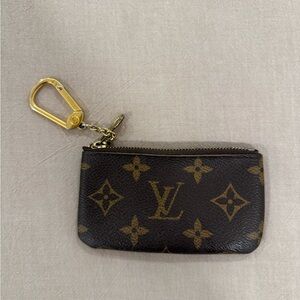 AUTHENTIC Louis Vuitton Gold and Brown Monogram Key Holder